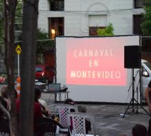 Pantalla en la que se lee Carnaval en Montevideo
